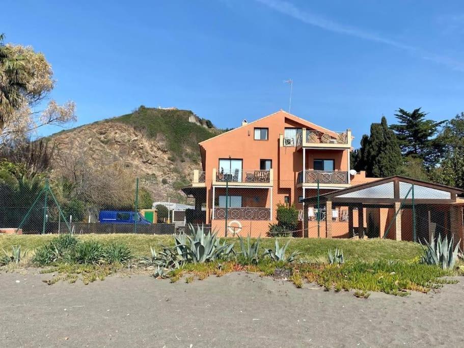 Exclusive Beachfront Penthouse Almayate Alto Exteriér fotografie